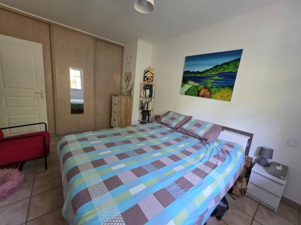Maison
         6 pièces
        - 163 m² Exclusivité 662 000 € *