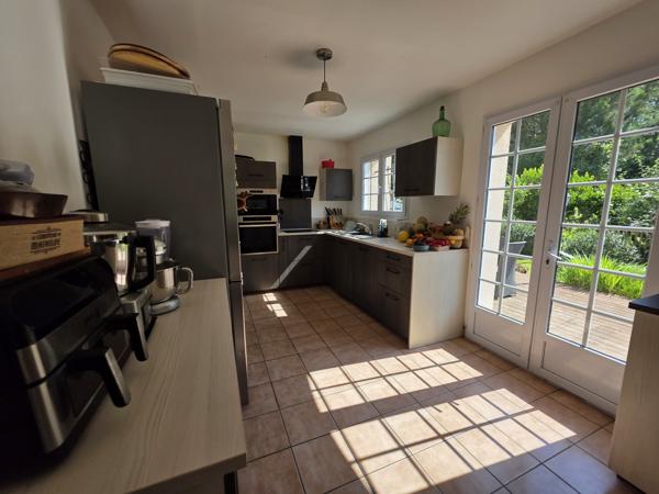 Maison
         6 pièces
        - 163 m² Exclusivité 662 000 € *