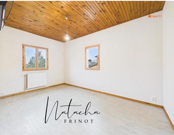 Maison familiale avec volumes et dépendances – Centre Fronton cœur de village et zone commerciale à pied