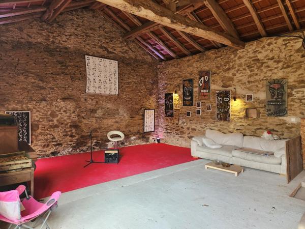Maison à Thiviers, 24800 - 4 pièces 69m²