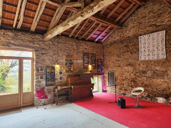 Maison à Thiviers, 24800 - 4 pièces 69m²