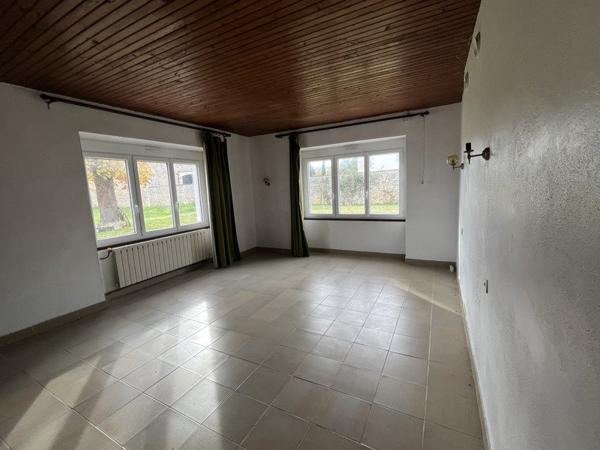 Maison à vendre |  La Faye |  6 pièces | 340 m²