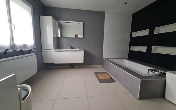 Maison à vendre    5 pièces •  Orsay