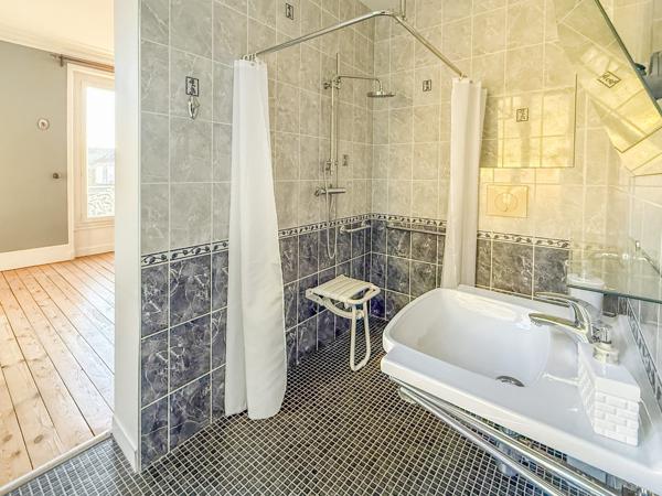 demeure Bourgeoise avec ascensseur dans l'un des plus beau village du Vexin