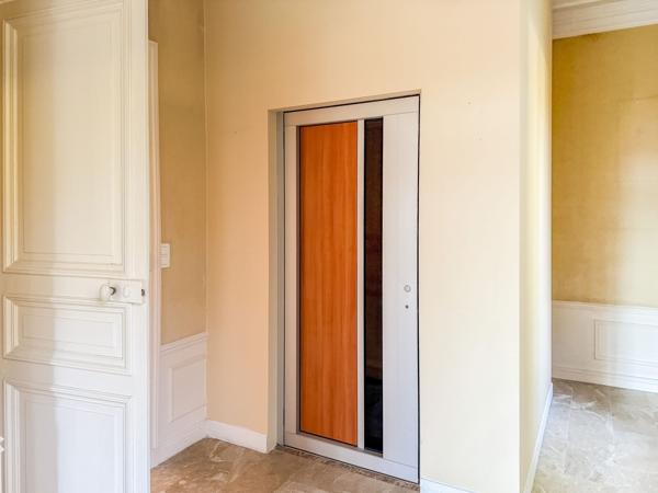 demeure Bourgeoise avec ascensseur dans l'un des plus beau village du Vexin