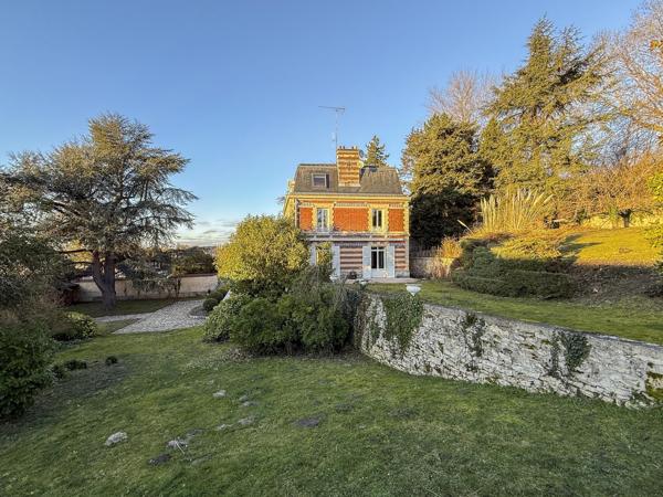 demeure Bourgeoise avec ascensseur dans l'un des plus beau village du Vexin