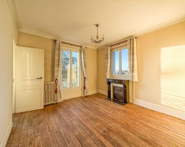 demeure Bourgeoise avec ascensseur dans l'un des plus beau village du Vexin