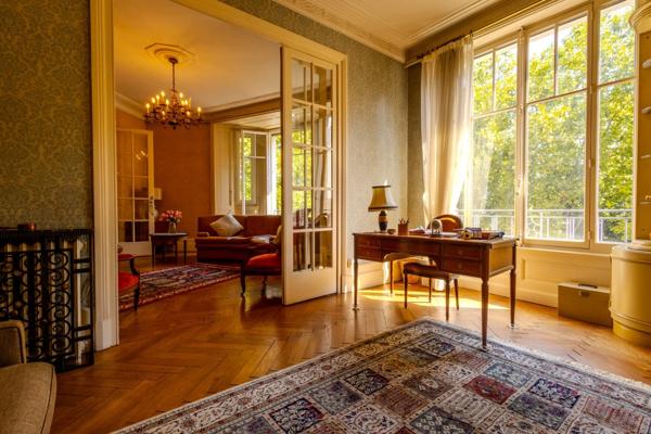 ***VISITE VIRTUELLE DISPONIBLE SUR DEMANDE...LYON 6e…BOULEVARD DES BELGES…APPARTEMENT BOURGEOIS 193 M² À RÉINVENTER…BALCON…ASCENSEUR***