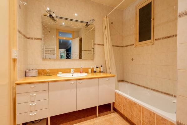 ***VISITE VIRTUELLE DISPONIBLE SUR DEMANDE...LYON 6e…BOULEVARD DES BELGES…APPARTEMENT BOURGEOIS 193 M² À RÉINVENTER…BALCON…ASCENSEUR***