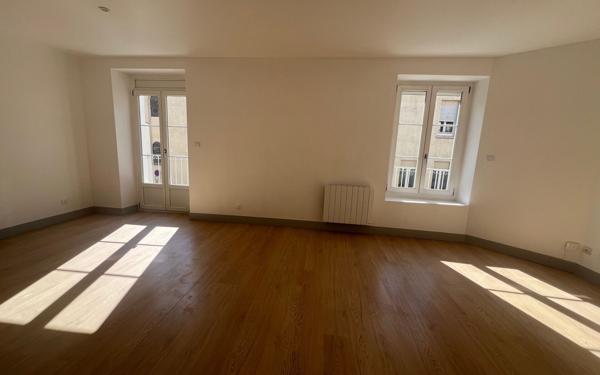 Appartement à louer    3 pièces •  Coulommiers