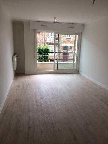 Appartement 2 pièces                                        - 44000 Nantes Réf : 12256