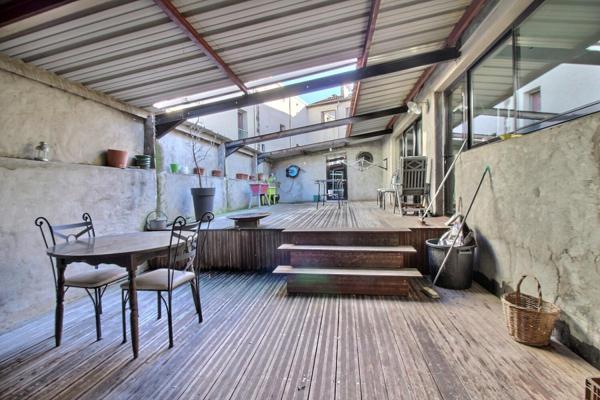 LOFT 270 m² + 235 m² COMBLES AMÉNAGEABLES ? TERRASSE ? DOUBLE GARAGE