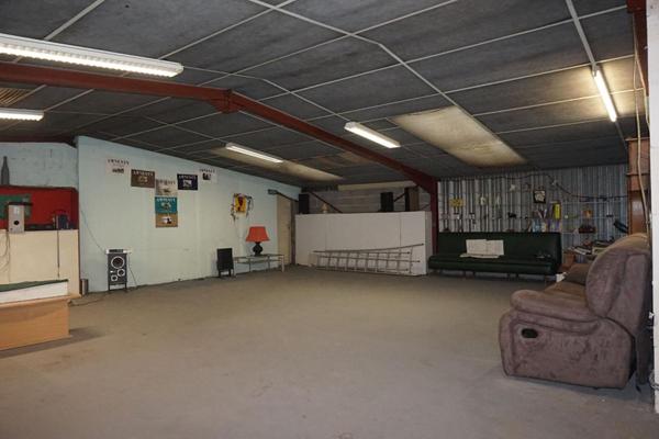 LOFT 270 m² + 235 m² COMBLES AMÉNAGEABLES ? TERRASSE ? DOUBLE GARAGE