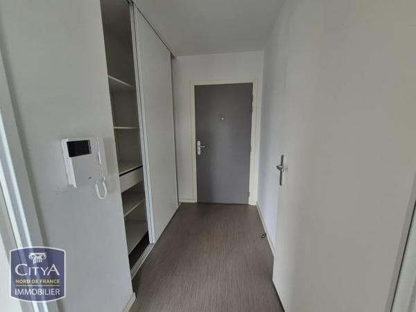 Appartement à louer 2 pièces 45.15m² Valenciennes (59300)