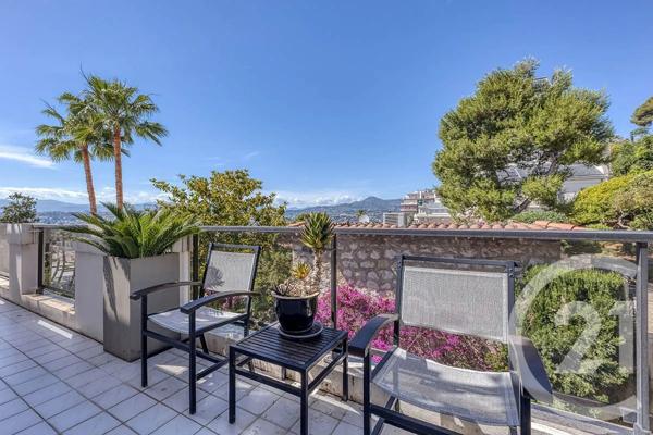 Appartement F3 à vendre  3 pièces - 86 m 2   NICE  - 06