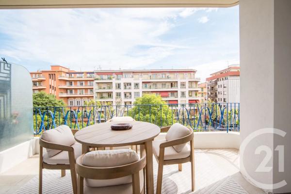 Appartement F3 à vendre  3 pièces - 86 m 2   NICE  - 06