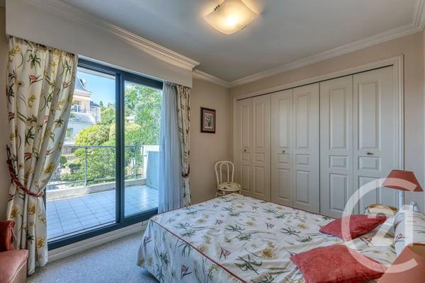 Appartement F3 à vendre  3 pièces - 86 m 2   NICE  - 06