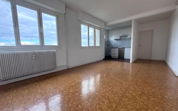 Appartement à louer    1 pièce •  La Madeleine