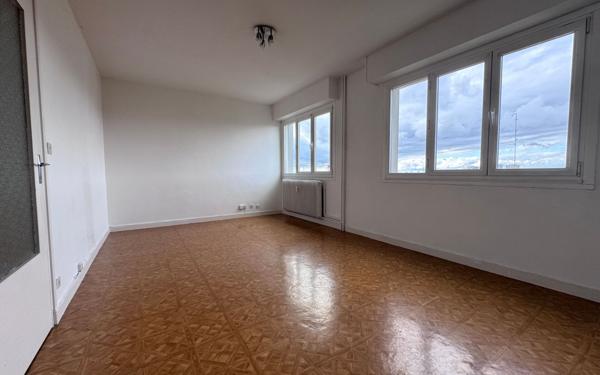 Appartement à louer    1 pièce •  La Madeleine