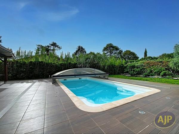 Maison à vendre Lege Cap Ferret - 6 pièces, 138m² avec 5 chambre(s) à 622 745€ - AJP Immobilier Lège-Cap-Ferret