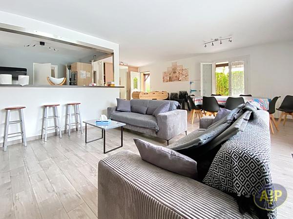 Maison à vendre Lege Cap Ferret - 6 pièces, 138m² avec 5 chambre(s) à 622 745€ - AJP Immobilier Lège-Cap-Ferret