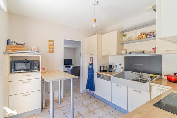 Maison à vendre 365 680 € Léognan 4 p 80,8 m² DPE C