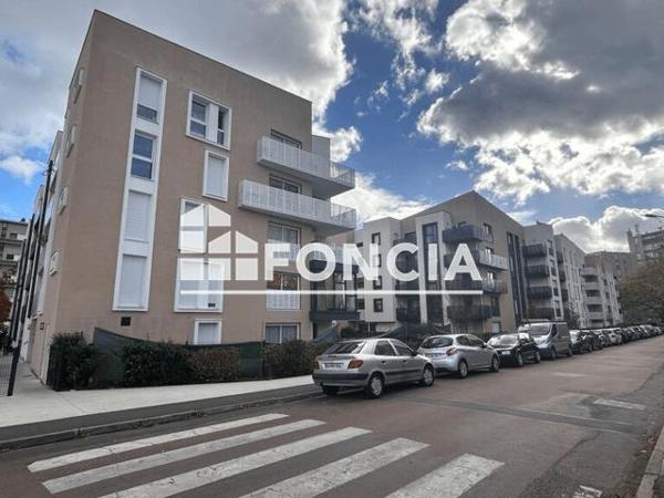 Location Appartement 3 pièces 65.5 m² - 41 AVENUE DE CORBEIL Melun 77000