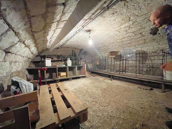 Maison de ville à vendre à Cézy dans l'Yonne (89410), ref : 2400014