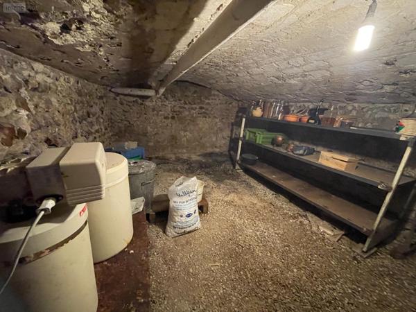 Maison de ville à vendre à Cézy dans l'Yonne (89410), ref : 2400014