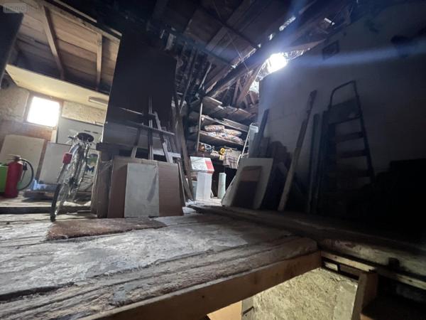 Maison de ville à vendre à Cézy dans l'Yonne (89410), ref : 2400014