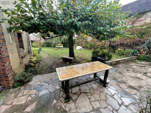 Maison de ville à vendre à Cézy dans l'Yonne (89410), ref : 2400014