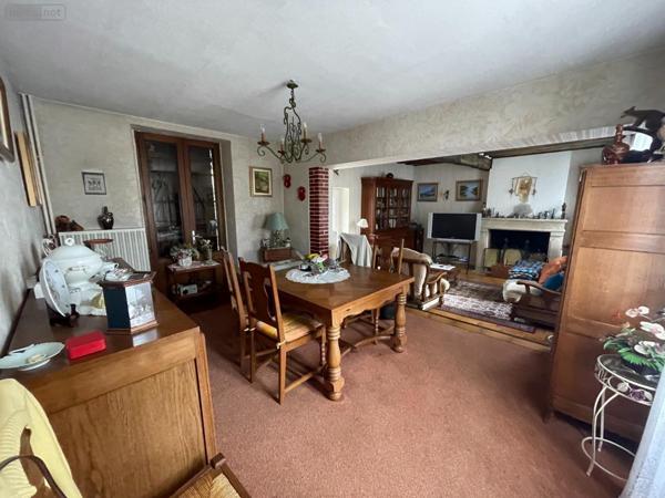 Maison de ville à vendre à Cézy dans l'Yonne (89410), ref : 2400014