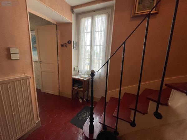 Maison de ville à vendre à Cézy dans l'Yonne (89410), ref : 2400014