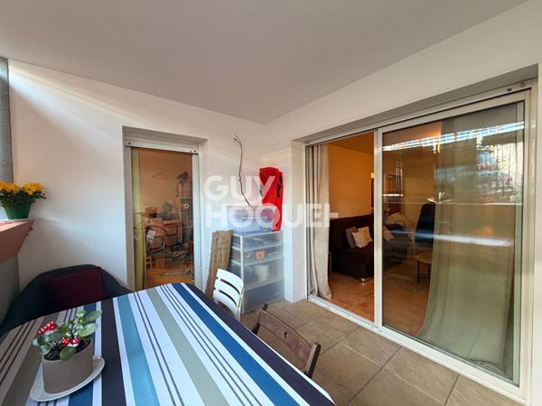 DEUX PIECES DE 42 M² AVEC TERRASSE