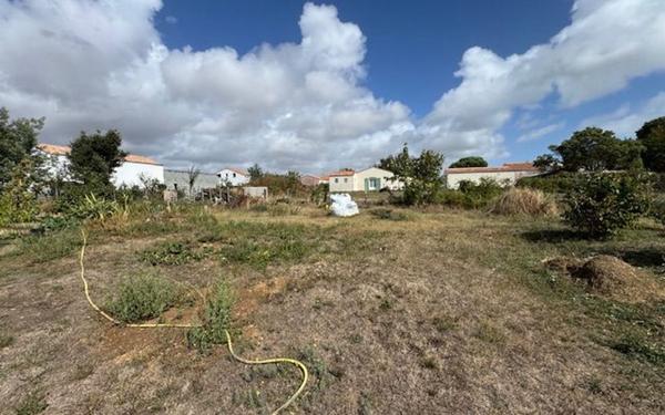 Terrain à vendre    Saint-Vincent-sur-Jard