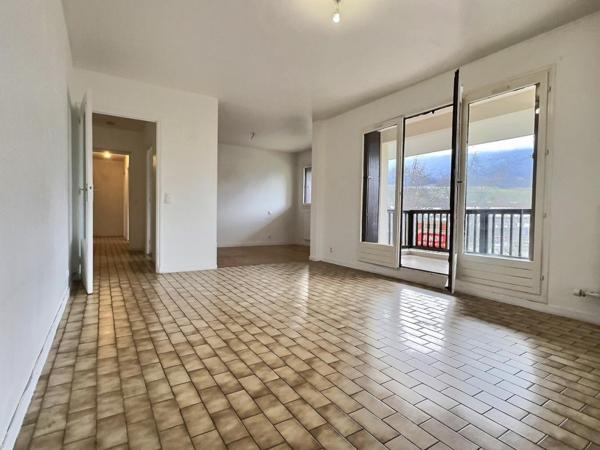 Appartement La Motte Servolex 3 pièces 82 m2 avec terrasse et Box