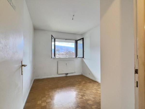 Appartement La Motte Servolex 3 pièces 82 m2 avec terrasse et Box