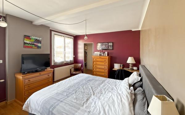 Maison à vendre    6 pièces • 124,75 m2 Orléans