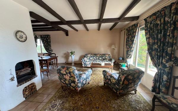 Maison à vendre    3 pièces •  Étréchy