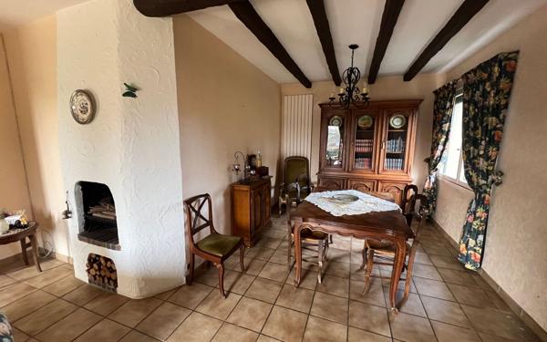 Maison à vendre    3 pièces •  Étréchy