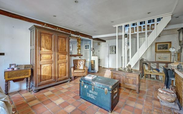 Appartement à vendre    4 pièces • 63,57 m2 Vanves