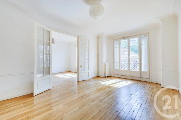 Appartement F3 à vendre  3 pièces - 69,12 m 2   PARIS  - 75015