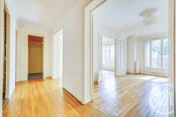 Appartement F3 à vendre  3 pièces - 69,12 m 2   PARIS  - 75015