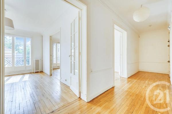 Appartement F3 à vendre  3 pièces - 69,12 m 2   PARIS  - 75015