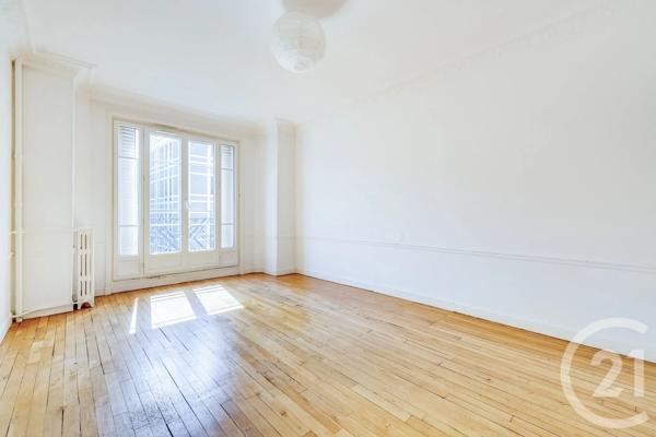 Appartement F3 à vendre  3 pièces - 69,12 m 2   PARIS  - 75015