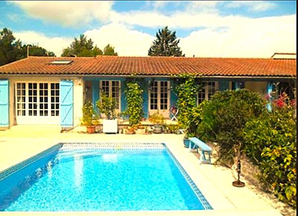 À vendre - Maison plain-pied, 8 pièces située à Carcassonne (11000)