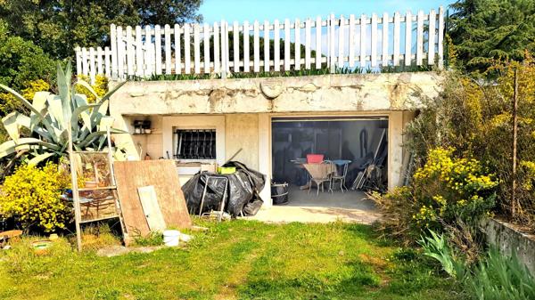 À vendre - Maison plain-pied, 8 pièces située à Carcassonne (11000)