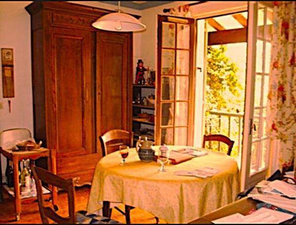 À vendre - Maison plain-pied, 8 pièces située à Carcassonne (11000)