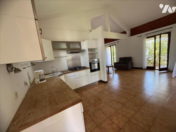 maison T4 A Vincendo avec vue mer