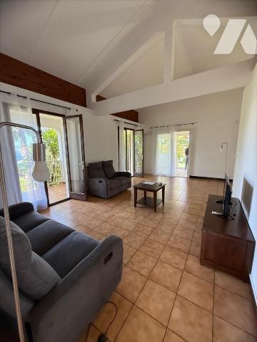 maison T4 A Vincendo avec vue mer